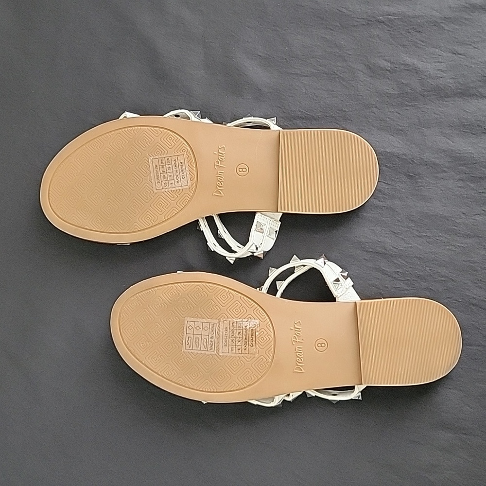 Sandals - Picture 2 of 4